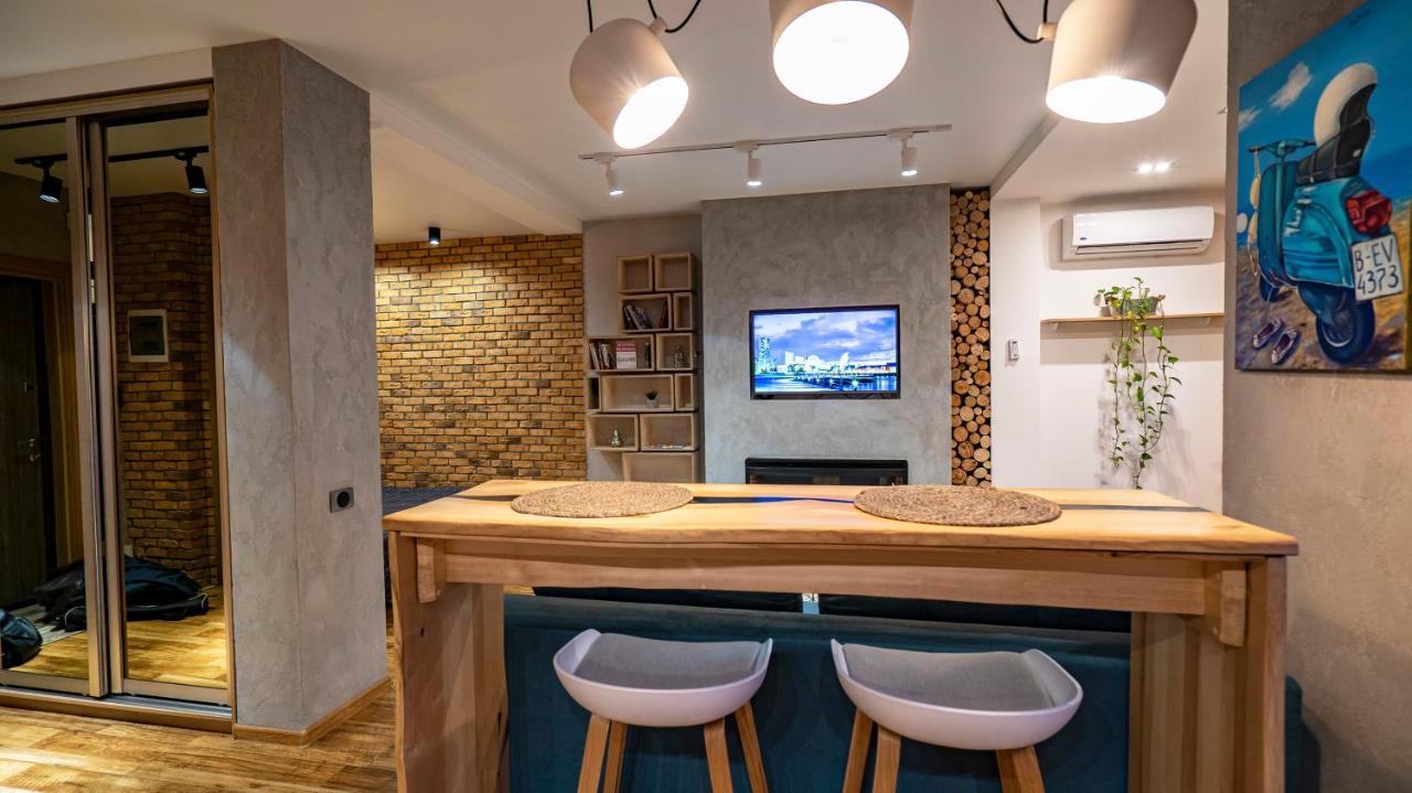 Politech Ecoloft Studios Kiev Exterior foto